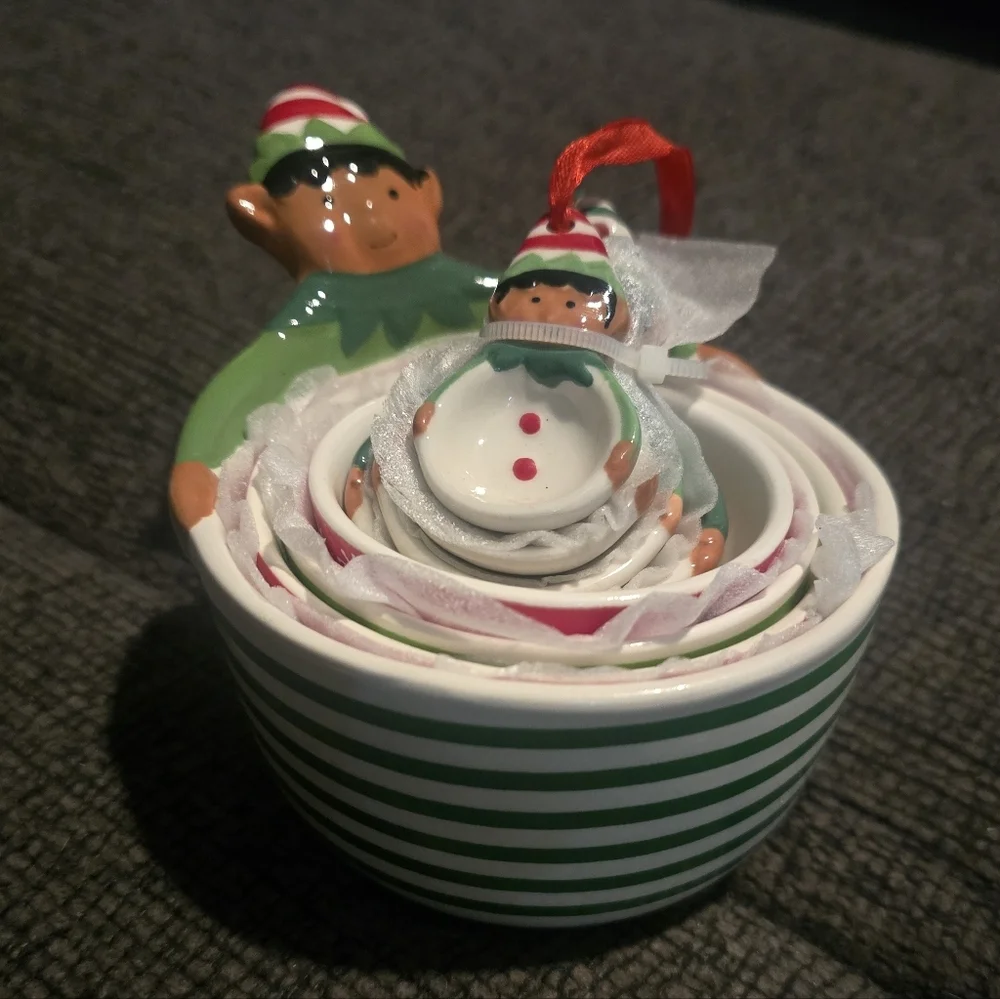 Holiday Time | Ceramic Christmas Elf Nesting Measuring Cup & Spoon Set